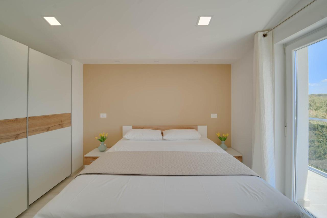 Black Diamond Apartment Vilanija Kültér fotó
